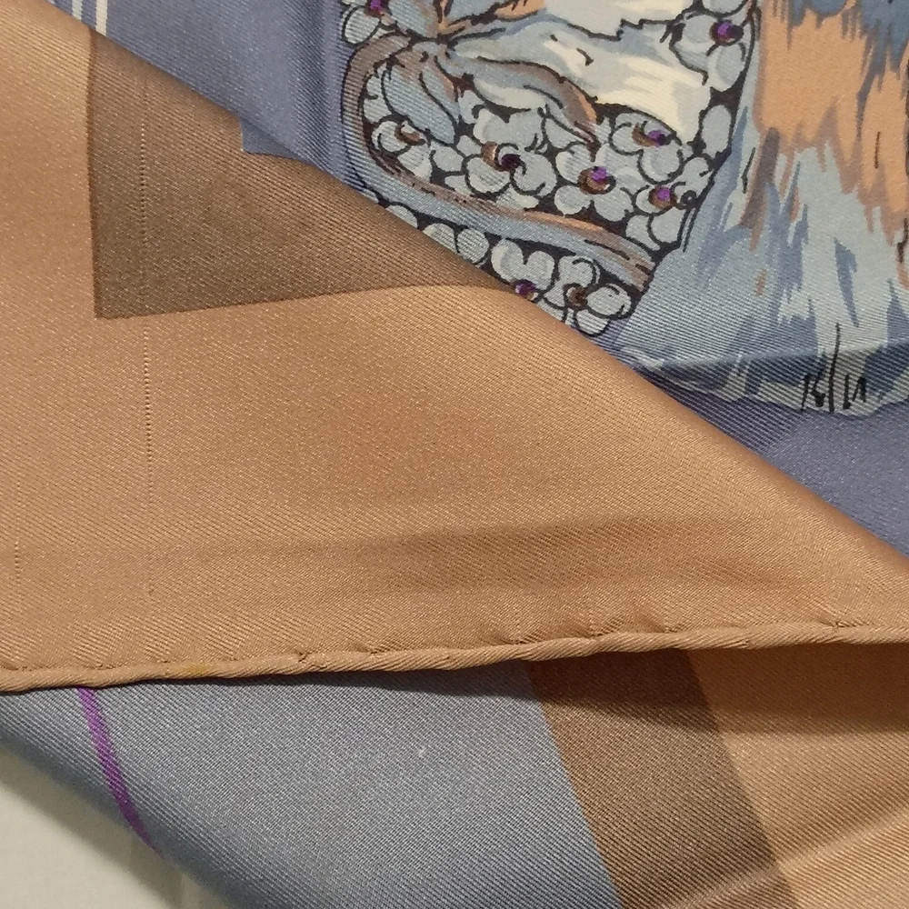 ❤️CHRISTIAN DIOR FLORAL Luxurious Silk Piano Shawl Scarf 30X30